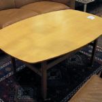 40 2142 COFFEE TABLE